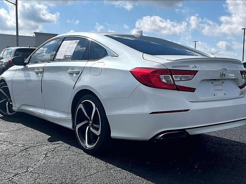 Used 2018 Honda Accord Sport image 5
