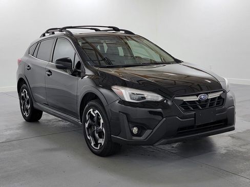 Used 2021 Subaru Crosstrek 2.5i Limited w/ Moonroof Package 2 AWD/4WD image 2