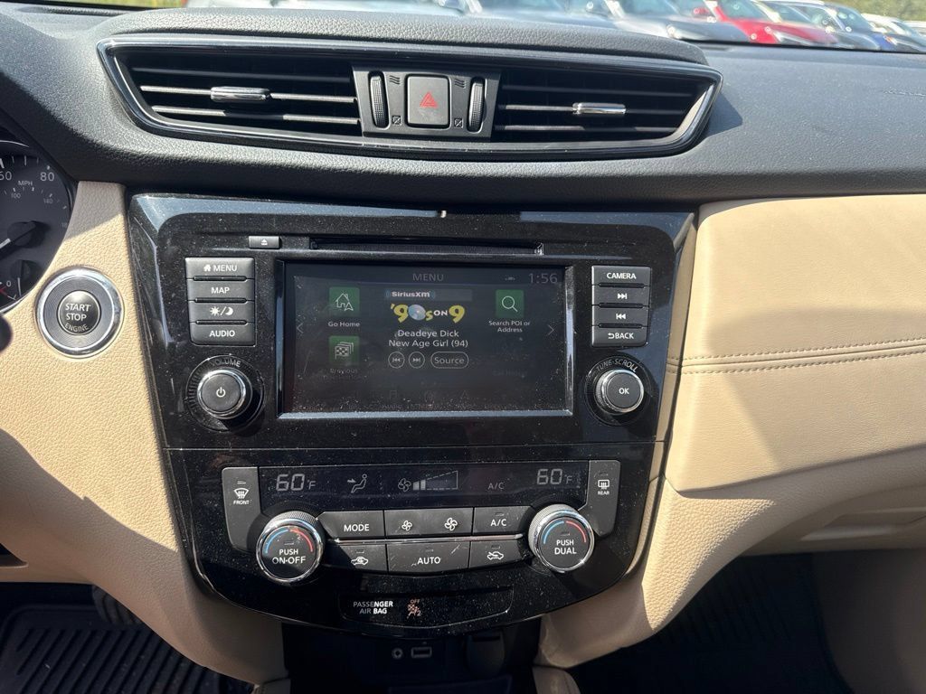 Used 2019 Nissan Rogue SL w/ Premium Package AWD/4WD image 18