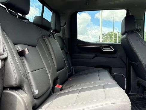 Used 2025 Chevrolet Silverado 1500 LTZ w/ LTZ Premium Package AWD/4WD image 39