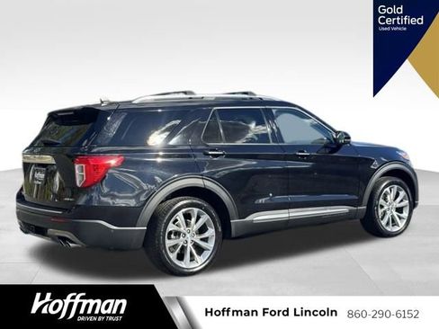 Certified 2023 Ford Explorer Platinum w/ Technology Package image 3