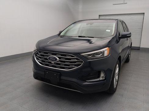 Used 2019 Ford Edge Titanium w/ Equipment Group 301A AWD/4WD image 15