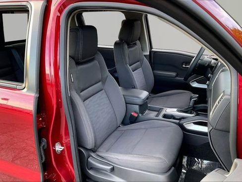 Used 2023 Nissan Frontier SV w/ SV Convenience Package RWD image 19