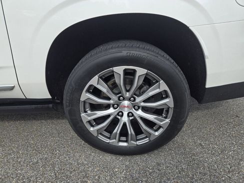 Used 2022 GMC Yukon XL Denali RWD image 10