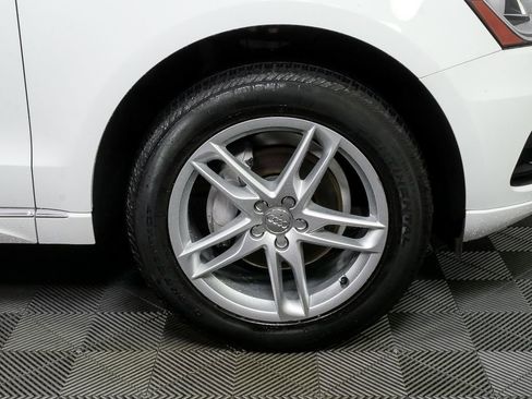 Used 2016 Audi Q5 2.0T Premium Plus w/ Technology Package image 38