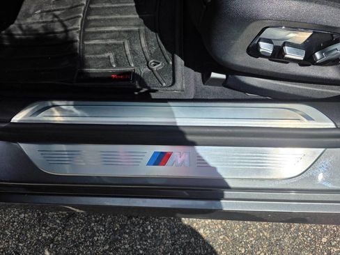 Used 2019 BMW 750i xDrive w/ Executive Package image 13