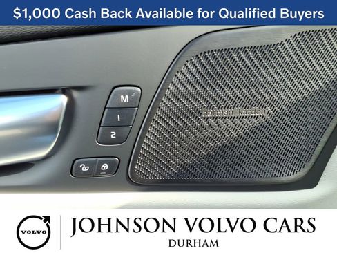 New 2026 Volvo XC60 B5 Ultra w/ Protection Package Premier AWD/4WD image 12