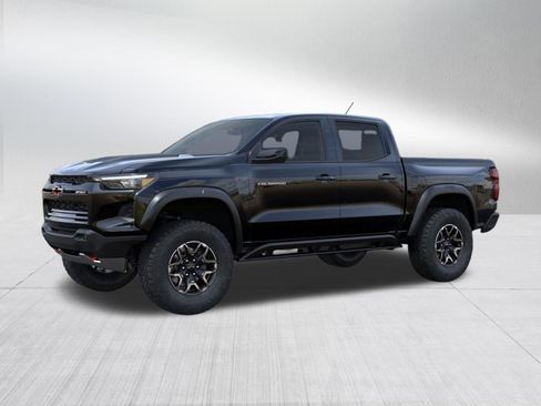 New 2026 Chevrolet Colorado ZR2 w/ Technology Package AWD/4WD image 2