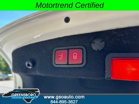 Used 2020 Mercedes-Benz C 300 4MATIC Sedan image 40