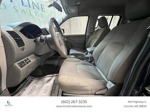 Used 2019 Nissan Frontier SV image 9