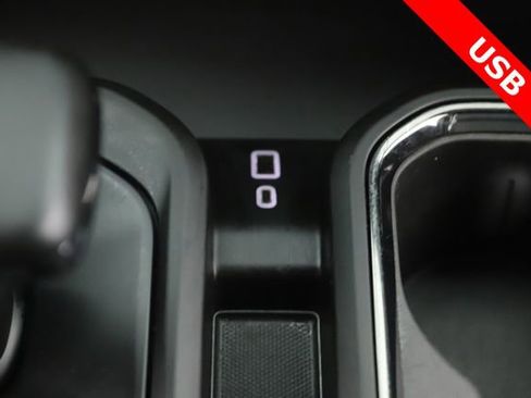 Used 2024 GMC Sierra 1500 AT4 w/ Technology Package image 27