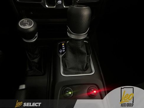 Used 2021 Jeep Wrangler Unlimited Sport AWD/4WD image 13
