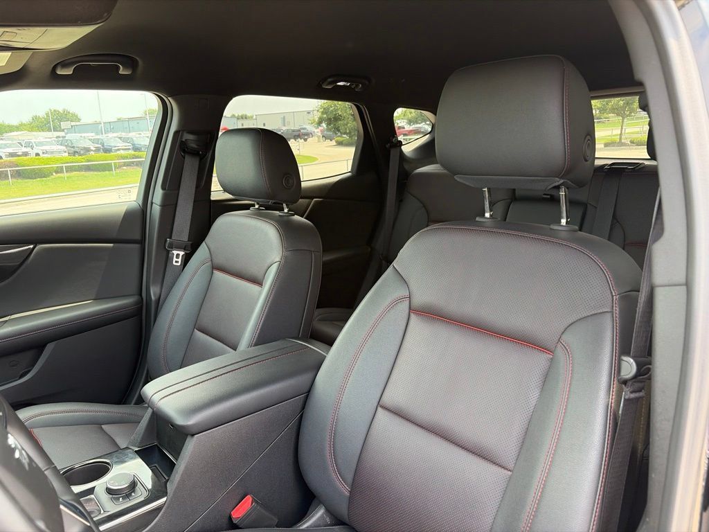 Used 2025 Chevrolet Blazer RS FWD image 52
