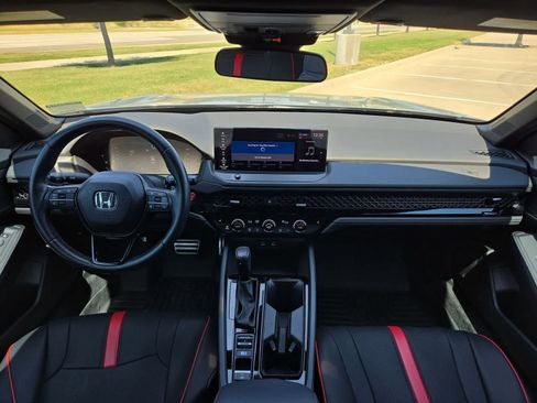 Used 2023 Honda Accord Sport image 12