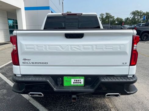 Used 2022 Chevrolet Silverado 1500 LT Trail Boss w/ Convenience Package II AWD/4WD image 6