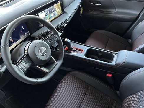 New 2025 Nissan Kicks SR w/ SR Premium Package image 10