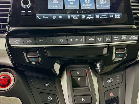 New 2026 Honda Odyssey EX-L image 17