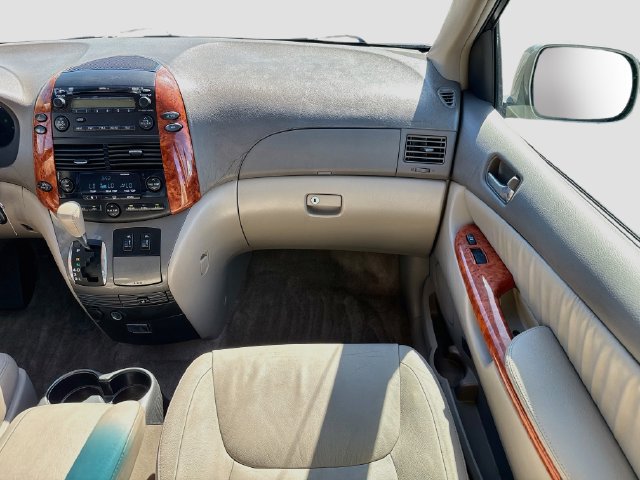 Used 2008 Toyota Sienna XLE w/ Towing Prep Pkg FWD image 18