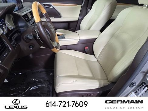 Used 2020 Lexus RX 350L Premium w/ Premium Package AWD/4WD image 19