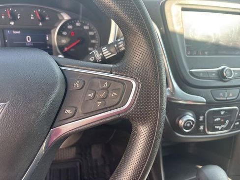 Used 2022 Chevrolet Equinox LT image 18