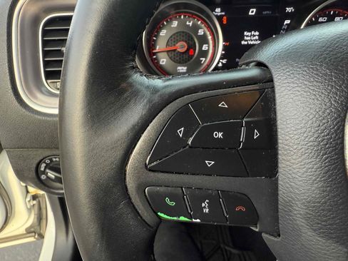 Used 2019 Dodge Charger SXT image 36