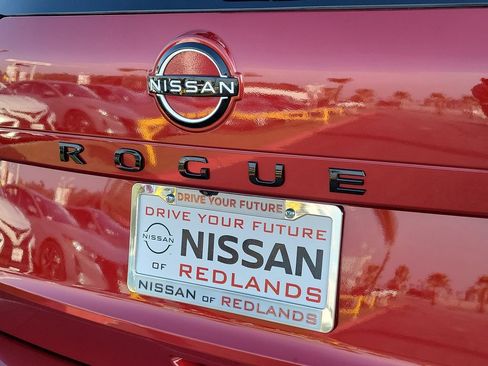 New 2026 Nissan Rogue Dark Armor FWD image 4