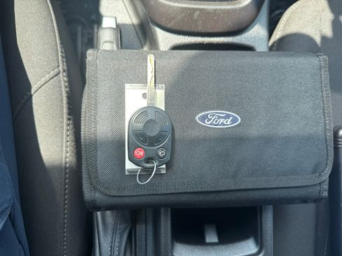 Used 2018 Ford Focus SE image 22
