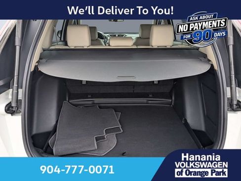 Used 2020 Honda CR-V Touring image 12