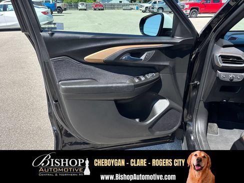 Used 2023 Chevrolet TrailBlazer ACTIV AWD/4WD image 18