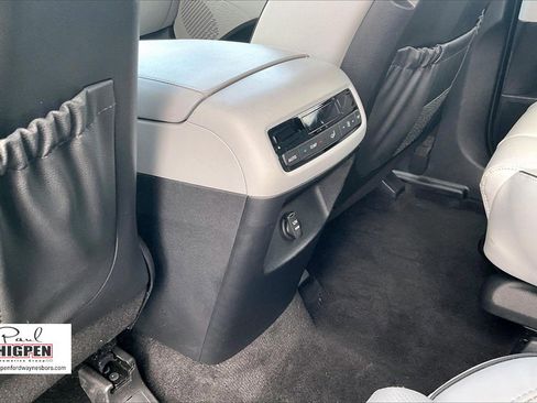 Used 2025 Hyundai Palisade SEL image 33
