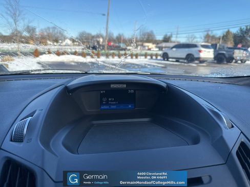 Used 2017 Ford Escape SE image 18