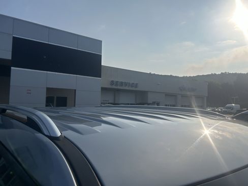 Used 2021 Ford Explorer Limited w/ Equipment Group 301A image 19