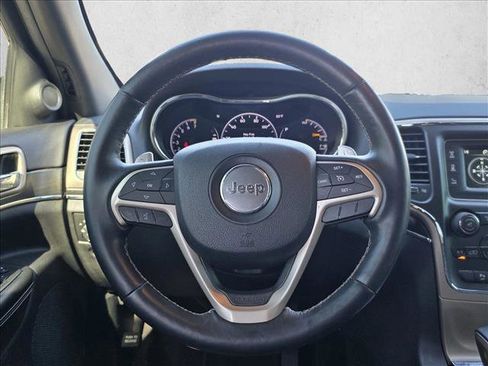 Used 2017 Jeep Grand Cherokee Limited image 14