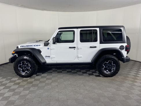 Used 2023 Jeep Wrangler Unlimited Rubicon 4xe w/ Cold Weather Group AWD/4WD image 10