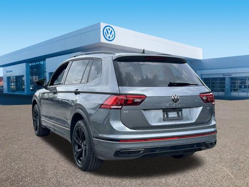 Used 2024 Volkswagen Tiguan SE R-Line AWD/4WD image 5
