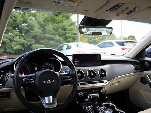 Certified 2023 Kia Stinger GT-Line w/ Sun & Sound Package image 9