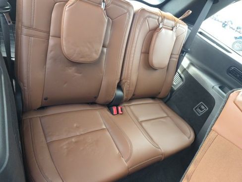 Used 2020 Lincoln Aviator Reserve w/ Elements Package Plus image 13