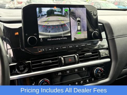 Certified 2025 Nissan Pathfinder SL AWD/4WD image 11