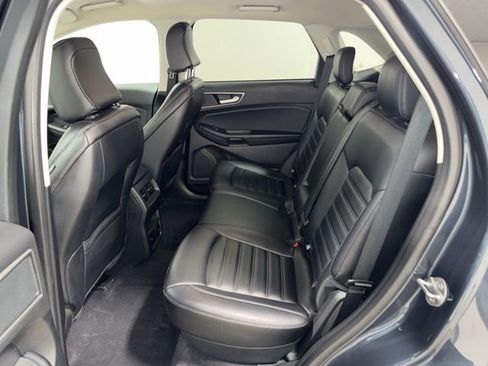 Used 2024 Ford Edge SEL w/ Convenience Package image 31
