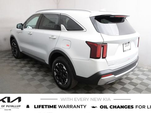New 2026 Kia Sorento S AWD/4WD image 7