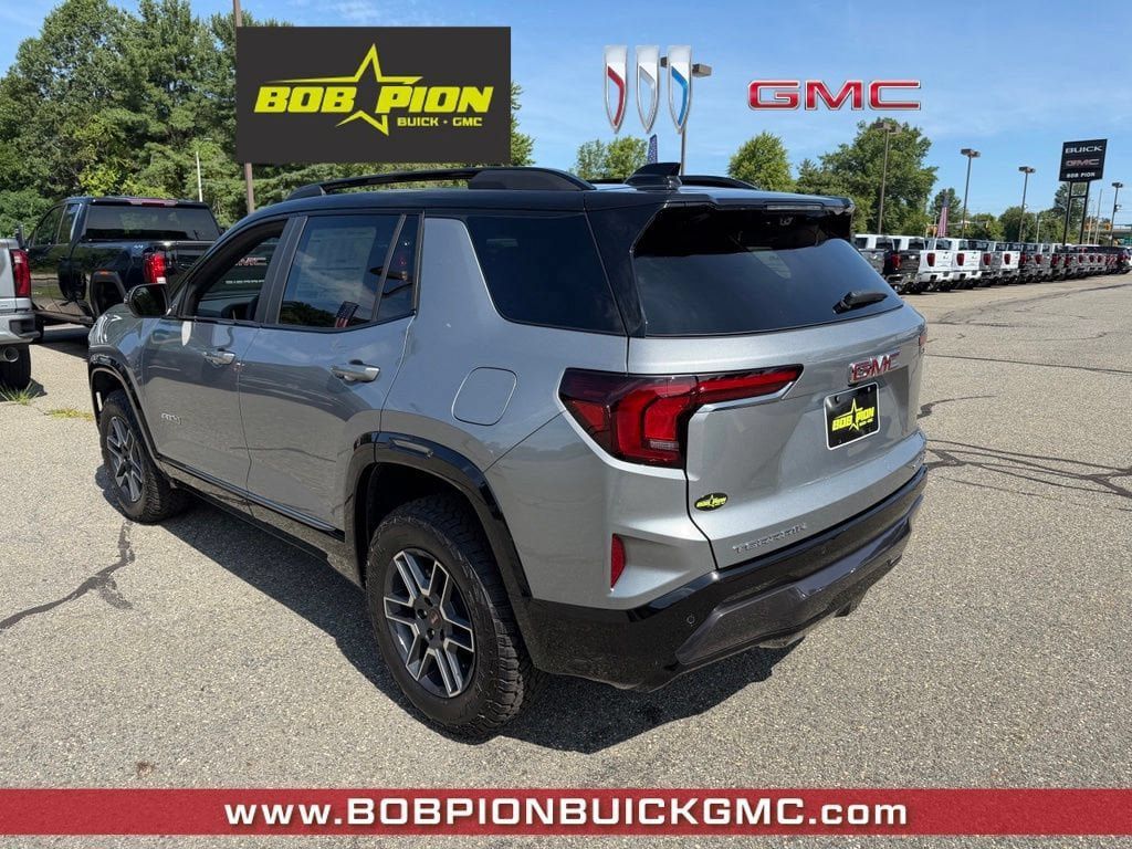 New 2027 GMC Terrain AT4 w/ Technology Package II AWD/4WD image 3