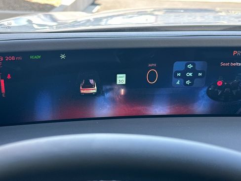 New 2026 Lincoln Nautilus Reserve AWD/4WD image 24