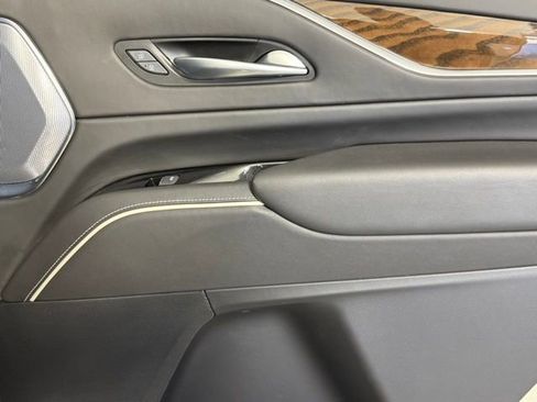 Used 2023 Cadillac Escalade Sport Platinum w/ LPO, ONYX Package image 29