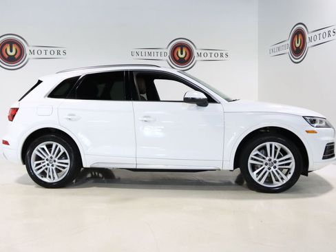 Used 2019 Audi Q5 2.0T Premium Plus w/ Premium Plus Package AWD/4WD image 32