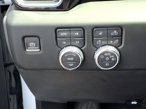 Used 2023 GMC Sierra 1500 Denali AWD/4WD image 21