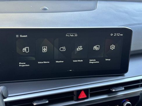 Used 2024 Kia Sorento S image 11