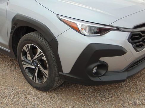 Used 2025 Subaru Crosstrek 2.0i Premium AWD/4WD image 2