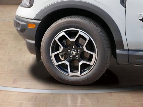 Used 2023 Ford Bronco Sport Big Bend image 9