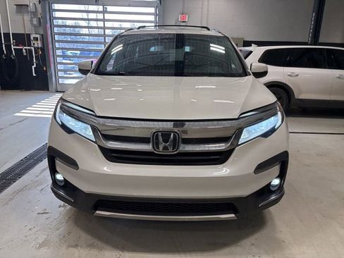 Used 2022 Honda Pilot Touring image 2