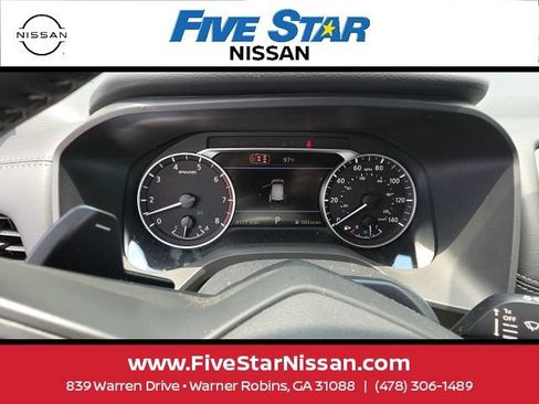 Used 2026 Nissan Rogue SV FWD image 12